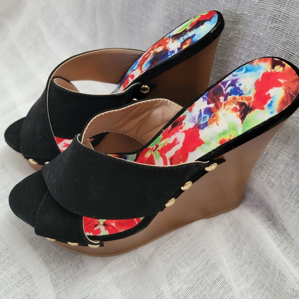 NEW Black sandals